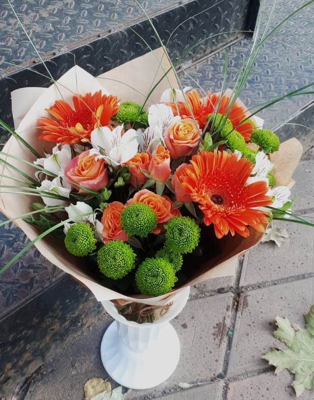 Букет цветов из: Герберы, Хризантемы, Альстромерии и Розы в Сотниковском