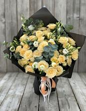 Букет цветов из:  Розы и Лизиантусы #REPLACE_PRED# Сотниковском