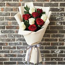 Букет цветов из:  Розы в Сотниковском