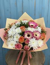 Букет цветов из:  Розы, Герберы и Хризантемы в Сотниковском