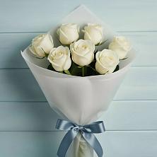 Букет 7 Белых роз Эдлесс Лав в Сотниковском