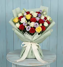 Букет цветов из:  Розы в Сотниковском