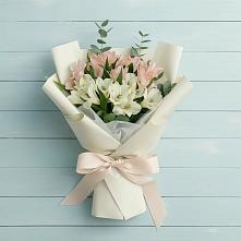 Букет цветов из:  Альстромерии в Сотниковском