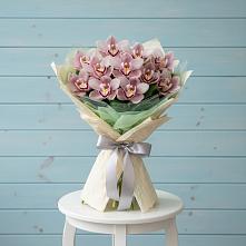 Букет цветов из:  Орхидеи и Розы в Сотниковском