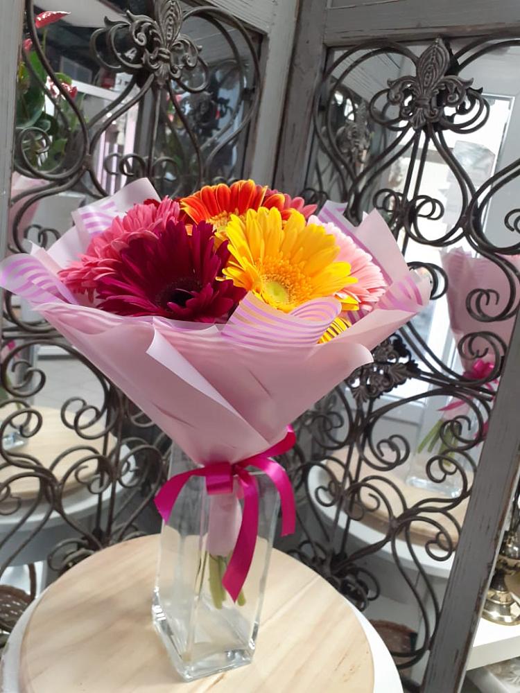 Букет цветов из: Герберы в Сотниковском