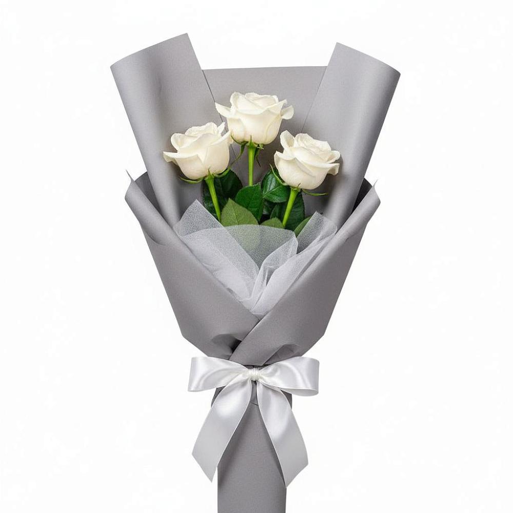 Букет 3 белые розы в Сотниковском