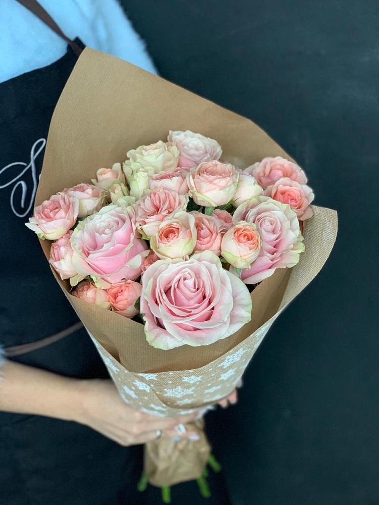 Букет цветов из: Хризантемы и Розы в Сотниковском