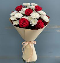 Букет цветов из:  Розы и Хризантемы в Сотниковском