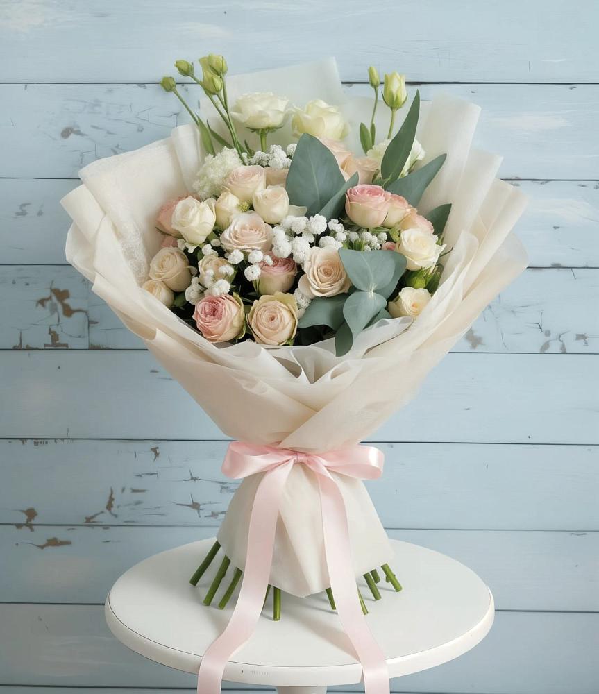 Букет цветов из: Розы и Лизиантусы в Сотниковском