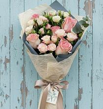 Букет цветов из:  Розы #REPLACE_PRED# Сотниковском