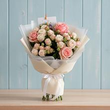 Букет цветов из:  Розы в Сотниковском