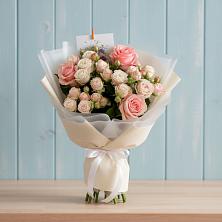 Букет цветов из:  Розы в Сотниковском